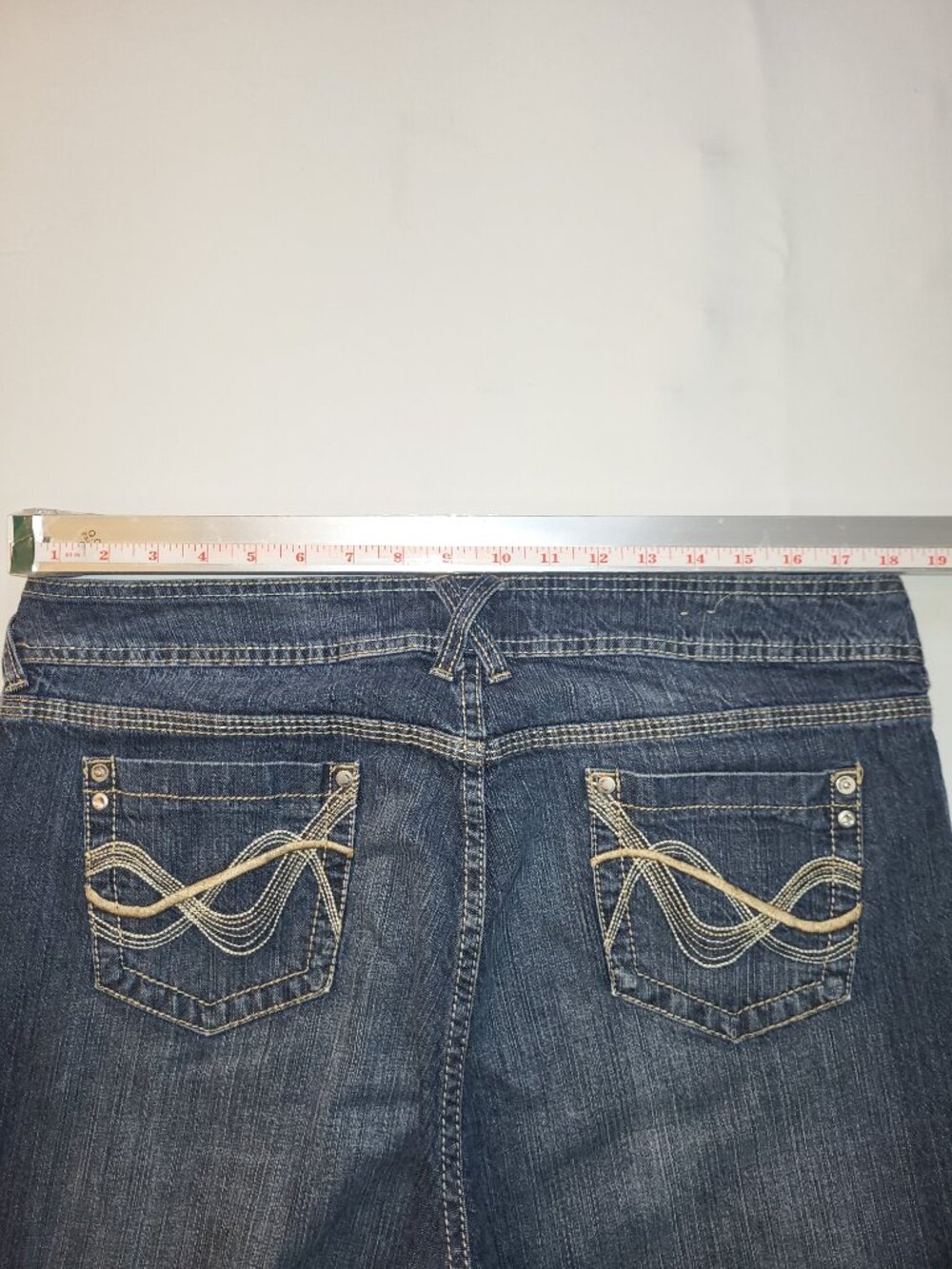 Urban Star Denim Jean Shorts Women’s Size 14 Blue Wash Stretch Casual Summer - Picture 7 of 7